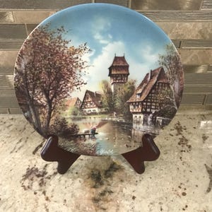 1991 Germany Vohenstrauss Johann Seltman Bavaria Porcelain Collectible Decorative Wall Hanging Plate (8 Inches)