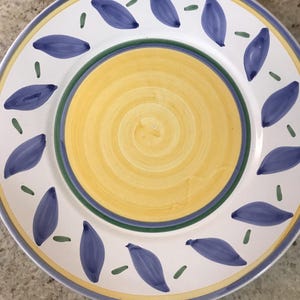 Italian Tournesol By Williams Sonoma Blue Yellow White Design Made In Italy Decorative Collectible Dinner Plate (11 1/4 Inches)
