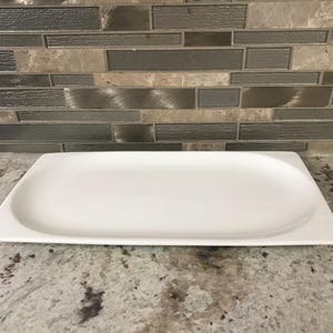 Royal Doulton London Off White Ivory Rectangular Serving Tray (11 3/4 Inches L’ X 6 1/2 Inches W’)
