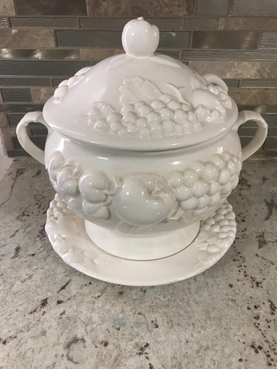 Japan Signature White Footed Soup Tureen With Lid Ladle