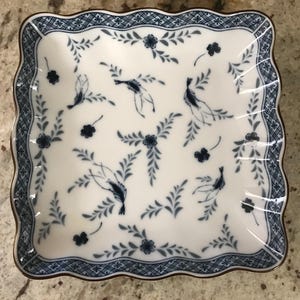 Japanese Tachikichi Blue White Square Sushi Rice Vintage Floral Collectible Made In Japan Serving Plate (7 1/2 inches)