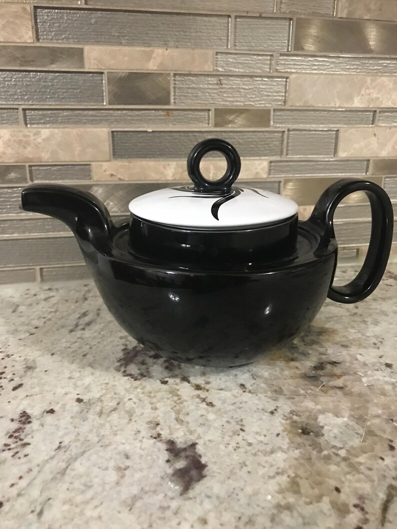 The Tea Spot Teapot - Thumbnail 4