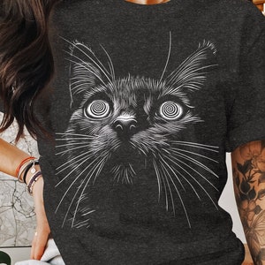 Psychedelic Beautiful Cat Tshirt Weirdcore Dark Aesthetic Tee Trippy Alt Clothing Crust Punk Grunge Style Gift for Cat Lover