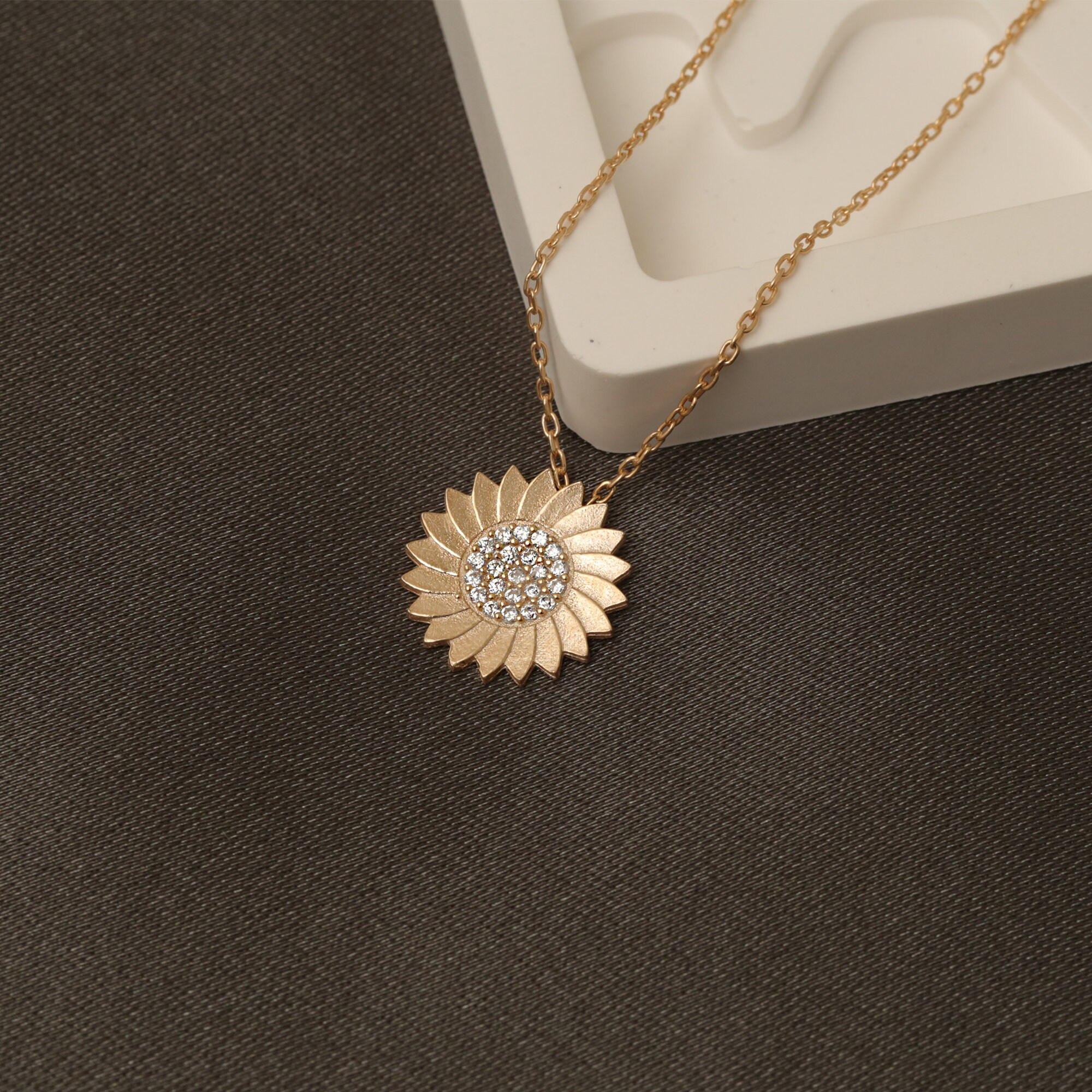 Sunflower Necklace , 14K Gold Plated Sunflower Necklace , Minimalist Necklace , Mothers Day Gift