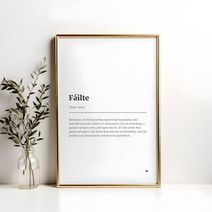 Fáilte / Welcome Wall Art Gift, Ireland Print for Home Decor, Irish Art Perfect for Housewarming & Heritage Enthusiasts