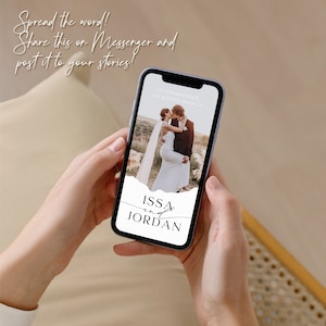 Op de afbeelding: Een smartphone-scherm toont een huwelijksaankondiging met een foto van een stel dat elkaar kust. De aankondiging luidt "Ter ere van de gezegende verbintenis van Issa en Jordan".