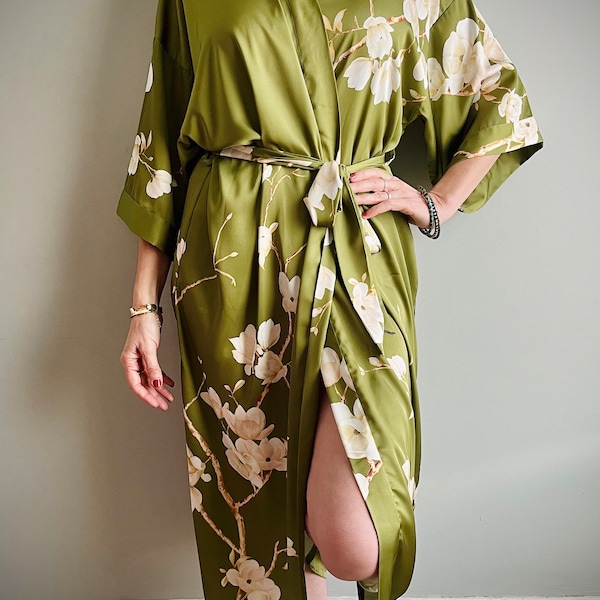 Kimono Robe, Japanese Dressing Gown, Luxury Satin Robe, Bridesmaid Robe, Womens Dressing Gown, Dressing Gown, Summer Robe, Green Magnolias