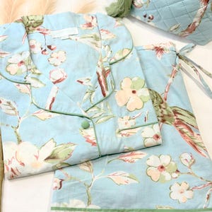 Floral Cotton Short Pyjama Set: Blue Blossom Print Ladies Nightwear