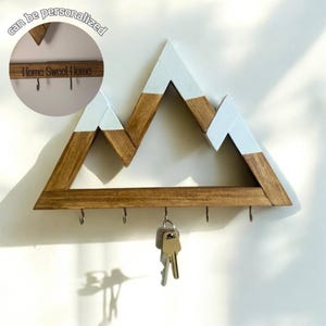 Mountain Key Holder: Rustic Wood Entryway Organizer with 5 Metal Hooks