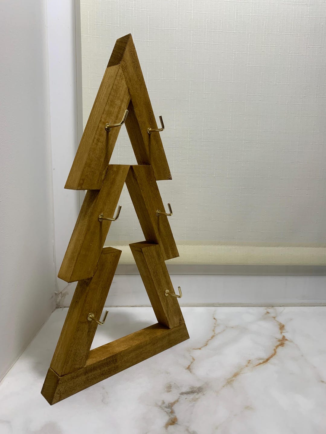 Wooden Tree Key Holder: Rustic Entryway Organizer With 6 Metal Gold ...