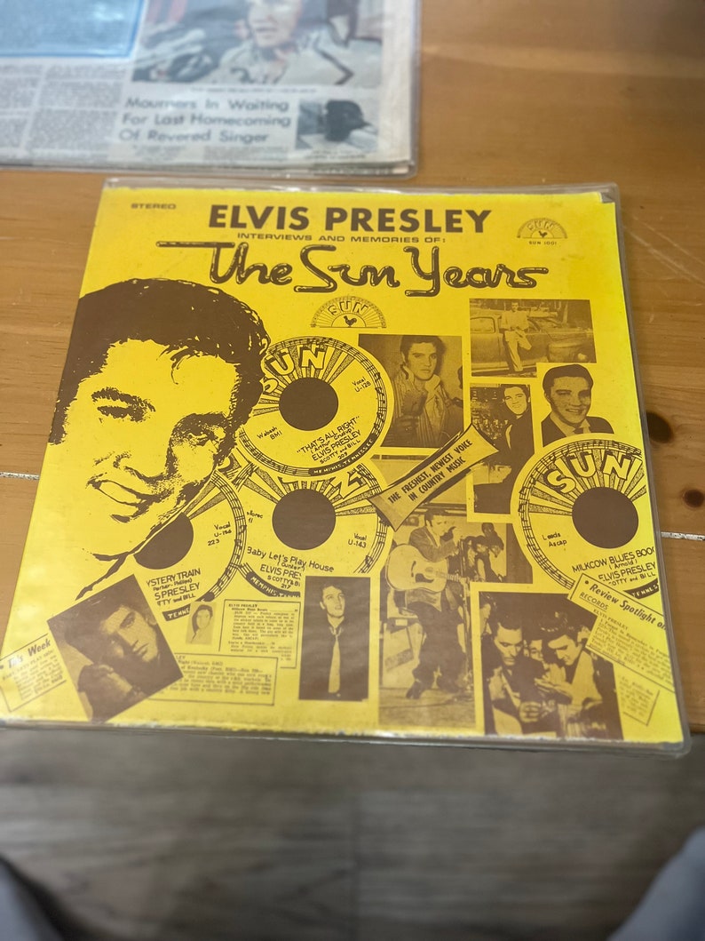 ELVIS PRESLEY 1977 Death Memphis News BUNDLE and Memorabilia Etsy