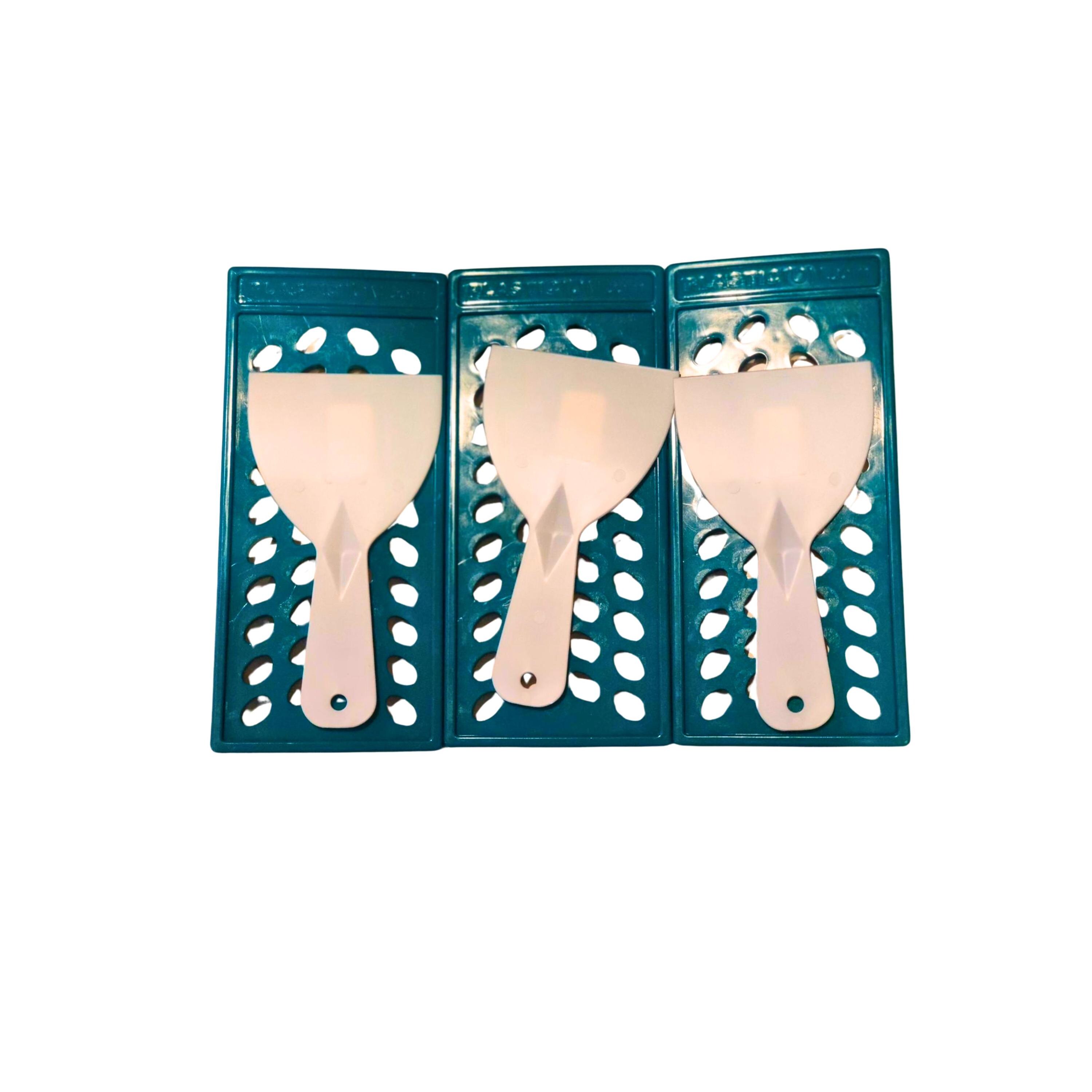 Lip Balm Plastic Oval Filling Tray With Scraper for Oval .15 Oz Lip ...