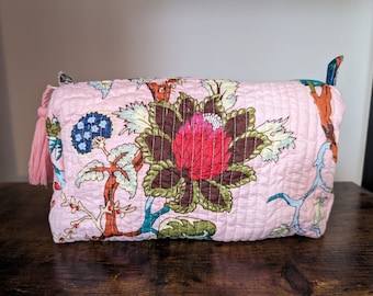 Waterproof Cotton Quilted Wash Bag | Printed | Makeup Bag| Waterproof | Toiletry Bag | Cosmetic Bag | Christmas gifts | Travel bag