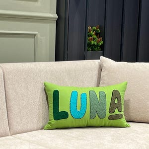 Funda de almohada con bordado de aguja perforada con nombre personalizado, almohada cuadrada de diseño único, funda de cojín lumbar para regalos de inauguración de la casa, regalos para recién nacidos