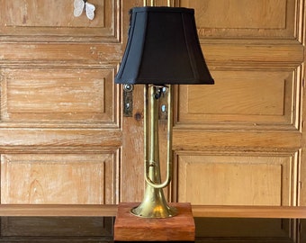 Lampe trompette upcycling lampe trompette lampe de table