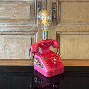 Lampe MOULIN A CAFE ancien objet détourné de métier Création
