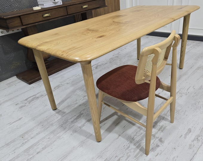 Vintage-Inspired Custom Wooden Chair - Mid-Century Chic Design, Solid Wood Chair, Modern Dining Chair, Kitchen Chair