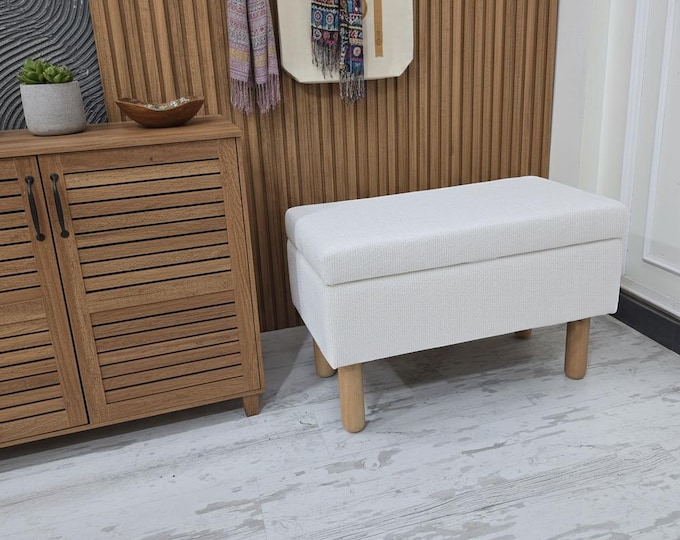 Upholstered Chesterfield Storage Bench: Handcrafted Ottoman Bench,Footstool, Bedroom Seat, Organizer for Living Room