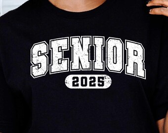 Senior 2025 SVG png, afstuderen 2025 Svg, Senior 2025 Varsity Svg, klasse van 2025 Svg, 2025 afgestudeerde Svg, Senior 2025 Shirt Design Svg, Png