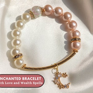 Aphrodite und 9 Tailed Fox Love Spell handgemachte Kristall & rosa Perlen Bettelarmband | Glückszauber: “Candy Dandy”