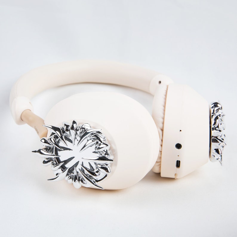 Throne Sony XM5 Cyberpunk Headphone Attachments image 4