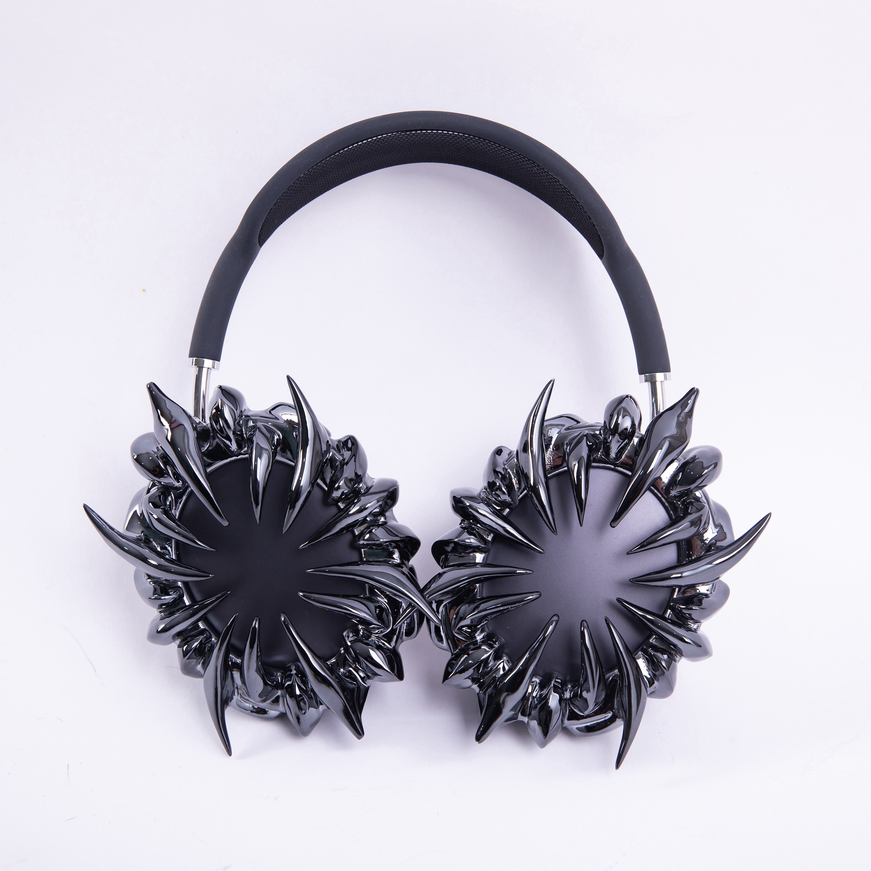 Throne Airpods Max Covers: Glossy Black Cyberpunk 3D Printed Resin