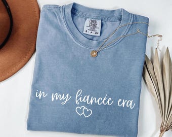 Comfort Colors® I min fästmö-era T-shirt Förlovad T-shirt Möhippa Brud T-shirt Möhippa Framtida fru T-shirt Förlovningspresent