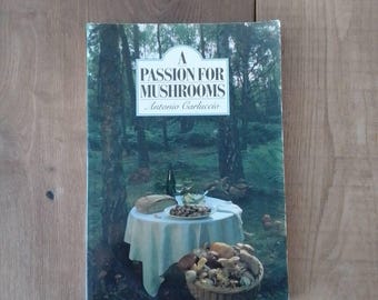 1990 illustrated mushroom guide | photos, recipes | gift for cook