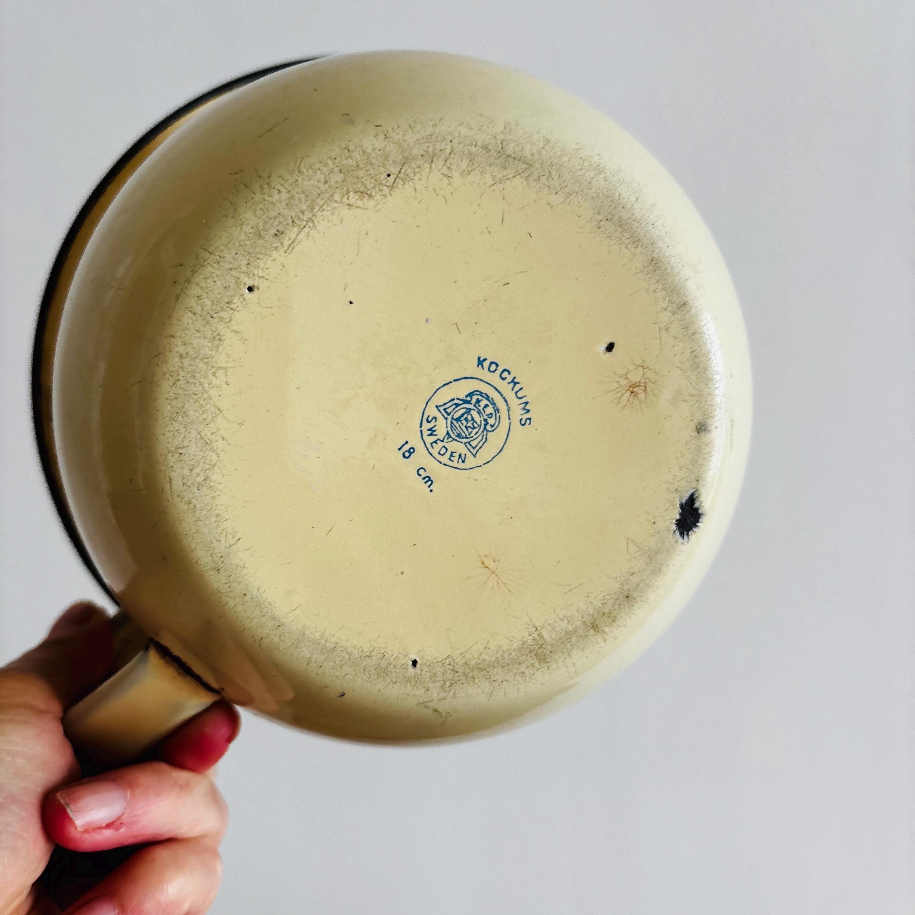 Vintage Kockums Enamel Pot | Swedish Enamelware | 18cm Beige