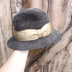 Vintage huckel felt hat - 1900 paris grand prix - mid century fashion statement