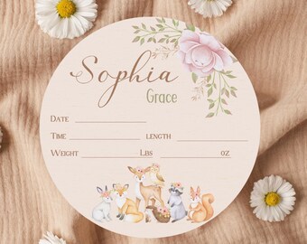 Letrero de madera con estadísticas de nacimiento para niña, diseño de bosque floral, anuncio de nacimiento, regalo para baby shower, letrero con nombre de hospital