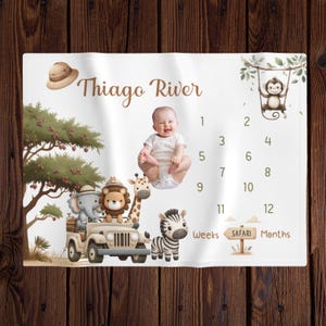 Manta personalizada de aventura de safari para bebé niño, rastreador de crecimiento mensual, guardería en el bosque, foto de recién nacido, regalo de baby shower de safari en la jungla