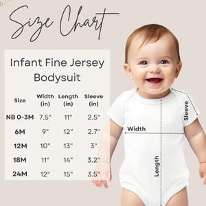 Puede incluir: Un body blanco para beb&eacute; con una tabla de tallas. La tabla muestra tallas NB 0-3M a 24M, con medidas en pulgadas para ancho, largo y manga. El texto "Size Chart" est&aacute; en la parte superior.