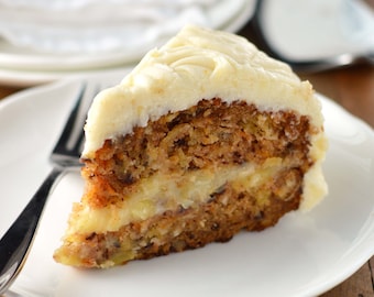 The BEST Carrot Cake with Pineapple Filling | Cream Cheese Frosted Carrot Cake | Moist & Spiced Carrot Cake | Homemade Dessert RECIPE