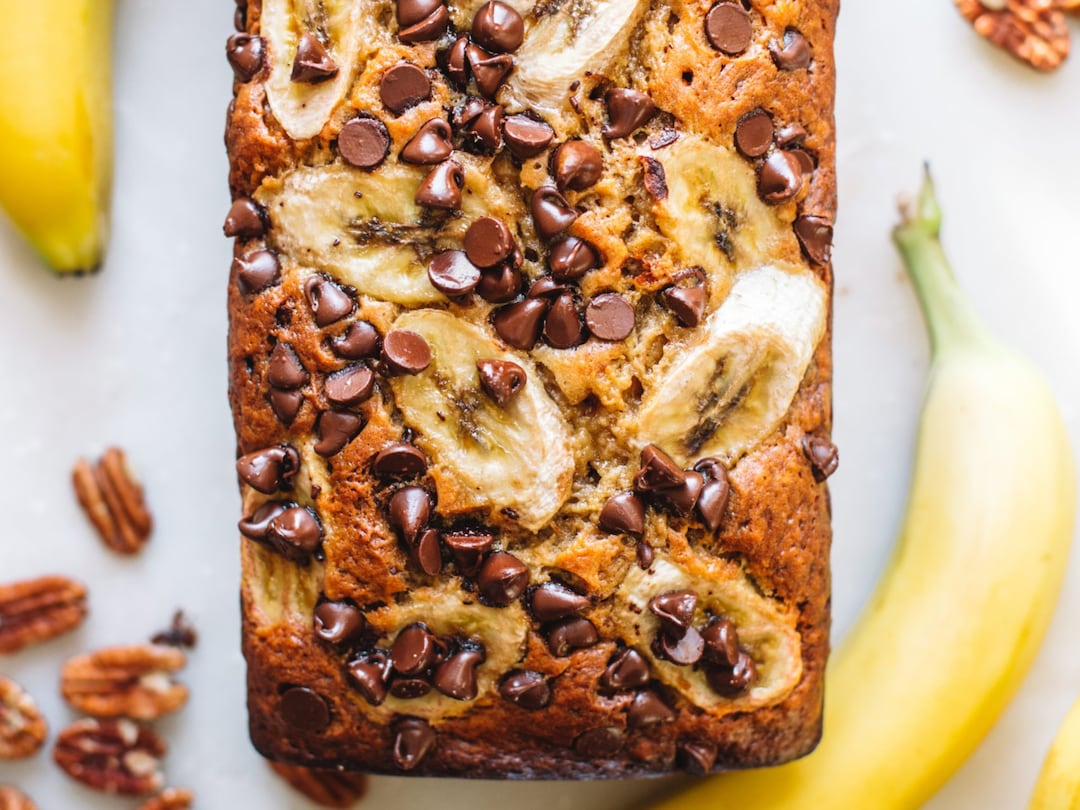 The BEST Moist Banana Bread Loaf | Homemade Banana Bread | Delicious ...