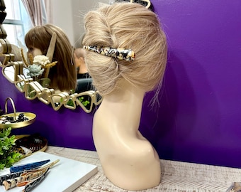 Pinza para el cabello de acrílico hecha a mano con trenza francesa: elegante accesorio para recogidos.