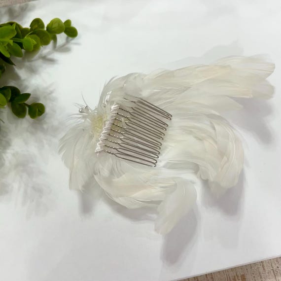 White Feather Wedding Hair Comb - Etsy Israel display picture 1