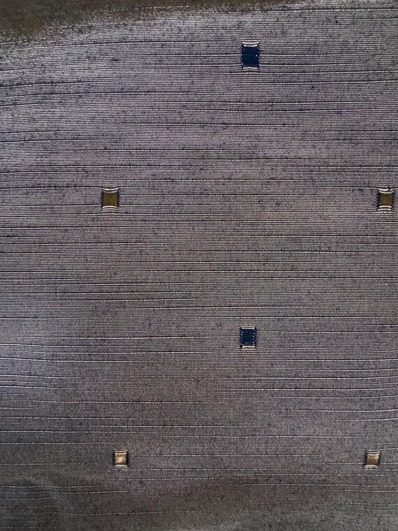 Modern Metallic Jacquard Geometric Accents 206