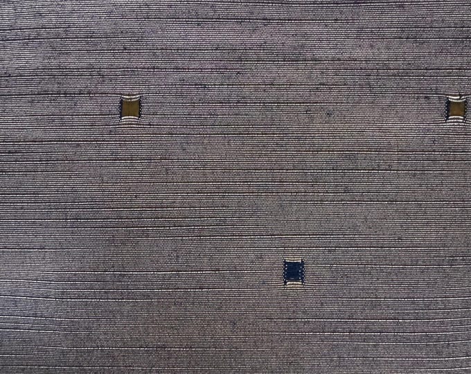 Modern Metallic Jacquard Geometric Accents 206