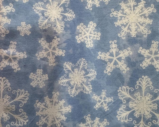 Winter Snowflake Wonderland Fabric – Blue & White 183