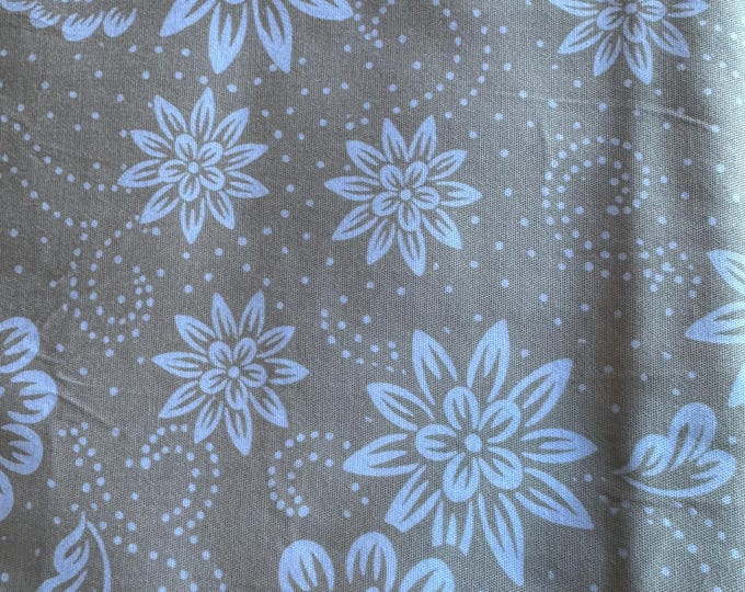 Soft Taupe Floral Vine Print – Upholstery Fabric 164