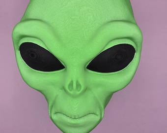 Alien Wall Mounted Headset and Controller Holder