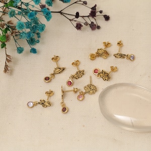 Custom earrings with birthflower, Birthday Gift Idea, Birthflower Earrings with Birthstone, Birthstone Earrings, Valentine&#39;s Day Gift