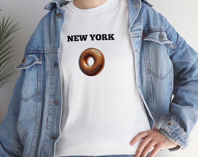 New York Bagel T-Shirt - Classic NYC Breakfast Tee, Foodie Gift, New York City Shirt, Urban Chic Fashion, Bagel Lover Apparel, Bagel Gift