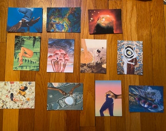 Lot de cartes postales Imagination - Ensemble de 11 cartes postales présentant des impressions de collages faits main