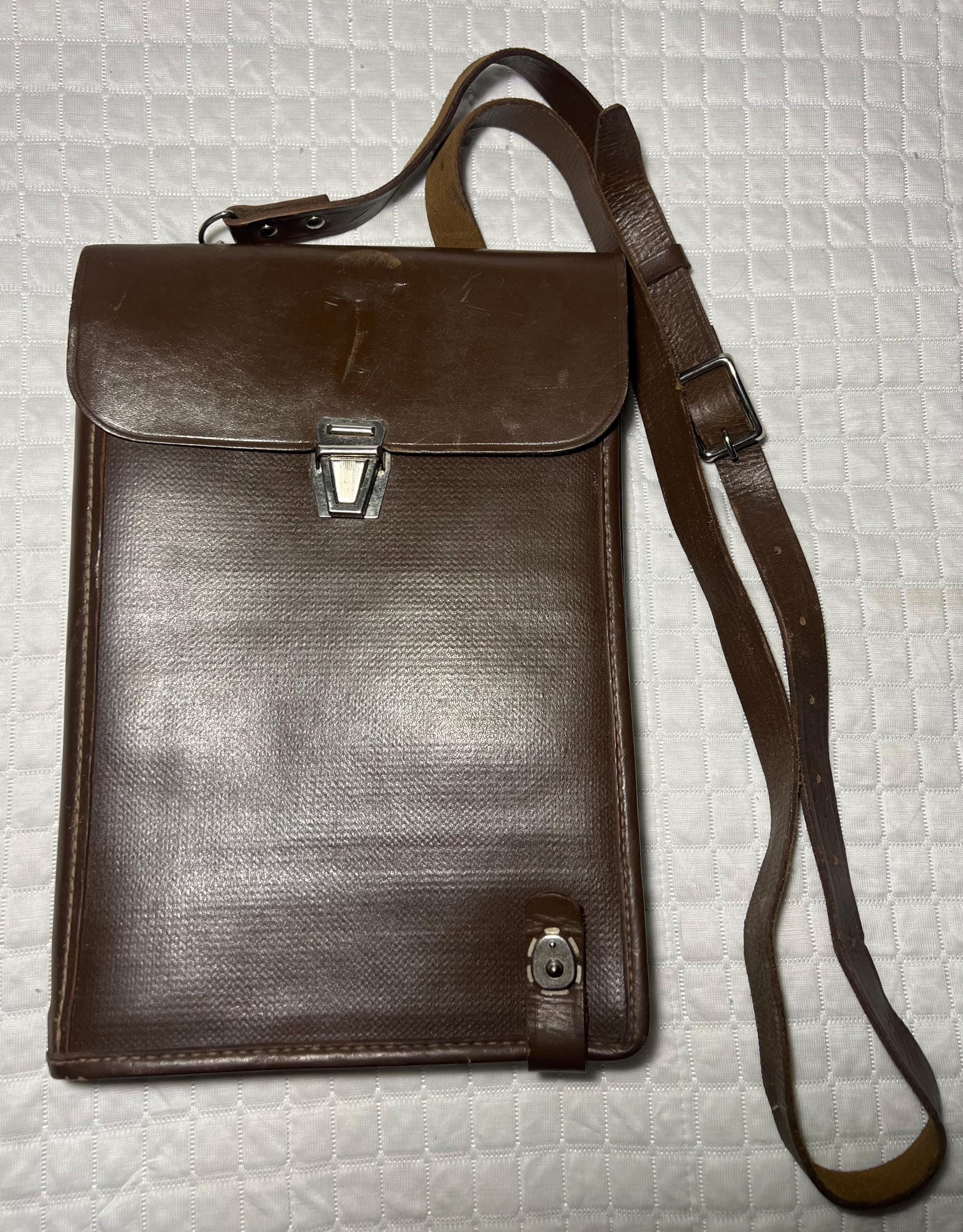 ☆ ☭ グルジア•ソ連軍将校用図嚢 デッドストック 1990年製 マップ