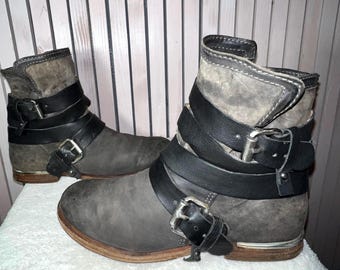 AS 98 airstep leather boots, Size 38 | US 8 | UK 5, cowboy biker moto boots, distressed cowgirl western booties, women’s gray shoes