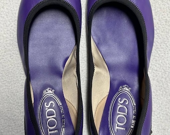 Baleriny Tod’s, niebieskie lakierowane czubki, rozmiar 36,5, US 5,5, UK 3,5, włoskie baleriny, kapcie damskie, fioletowo-czarne baleriny