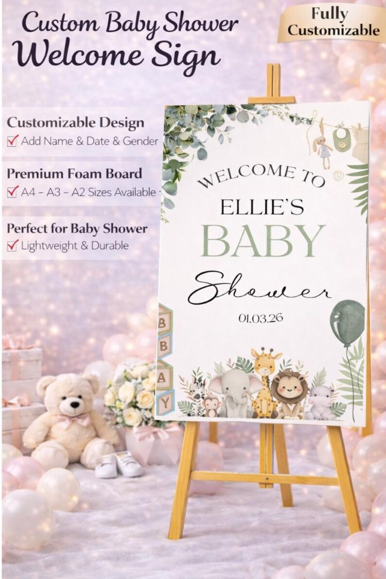 Pu&ograve; includere: Un cartello di benvenuto personalizzato per un baby shower su un cavalletto di legno. Il cartello recita "Benvenuti al Baby Shower di Ellie" con una data e illustrazioni di animali della savana. Decorato con verde e un palloncino.
