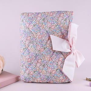 Bible Sleeves with Bow: Quilted Floral Bible Cover for Personalized Christian Gift Book Sleeve
